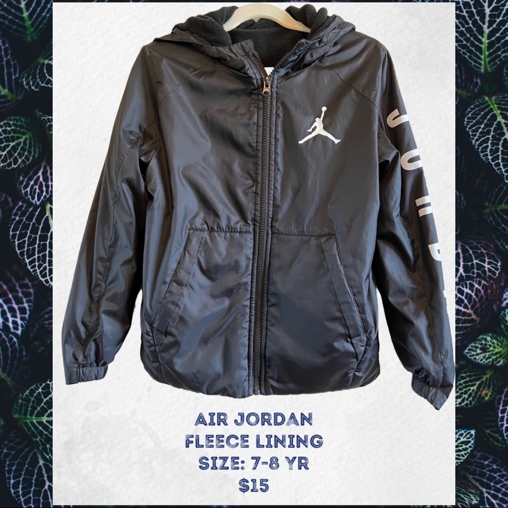 AIR JORDAN JACKET WITH HOOD